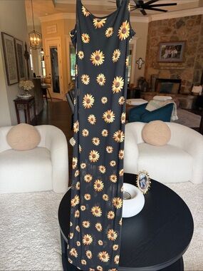 Sunflower Print Maxi Dress - Black & Yellow junior size